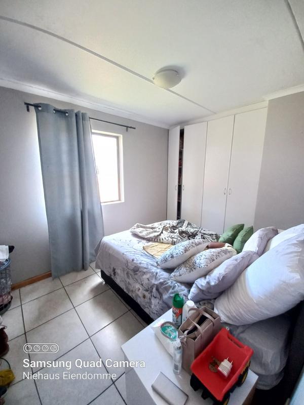 To Let 2 Bedroom Property for Rent in Guldenland Western Cape